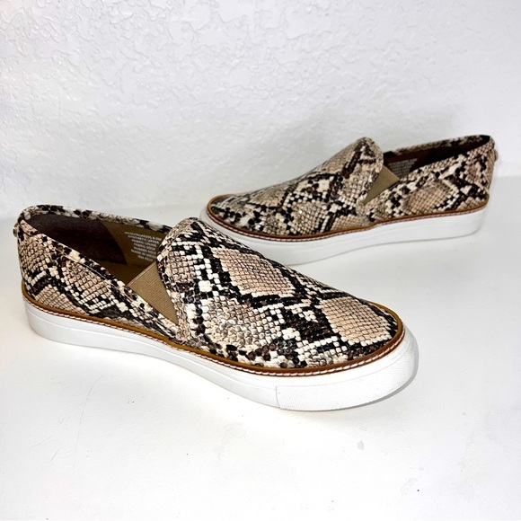 Steve Madden Jalia Snake Print Slip-On Shoes, Women's Sz.8.5 - Picture 6 of 6